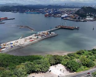 Monument honoring Chinas contribution to Panama Canal torn down