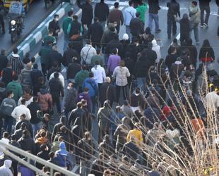 Trump says US will come to their rescue if Iran kills protesters