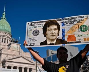 Milei eases tax evasion rules to draw out mattress dollars