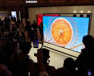 TV makers tout AI upgrades at CES, as smartphone threat looms