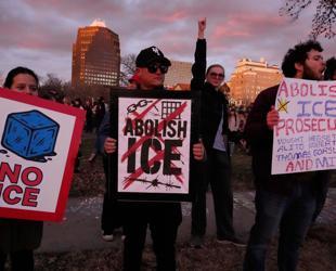 Rallies across US after woman shot and killed by ICE agent