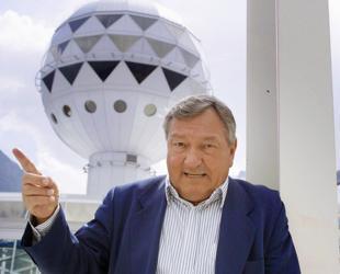 Swiss writer who spawned alien archaeology dies at 90