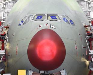 Airbus delivers 793 airplanes in 2025 more than previous year