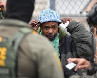 US ends protection for Somalis amid escalating migrant crackdown