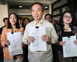 Marcos hit with impeachment complaint