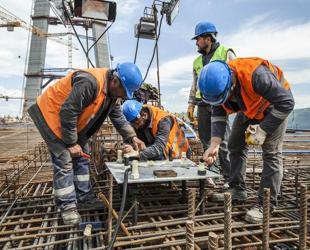 Confidence up in services and construction, down in retail