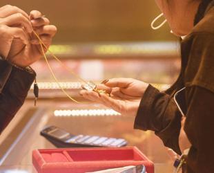 Gold soars past $5,500 as Trump sabre rattles over Iran