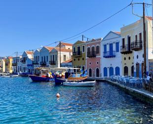 More than 1.1 mln Turkish travelers sail to Greek islands