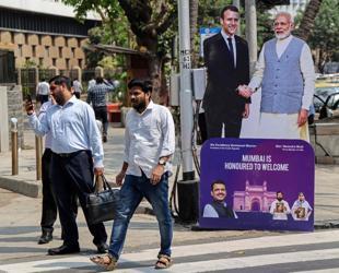 Frances Macron eyes fighter jet deal in India