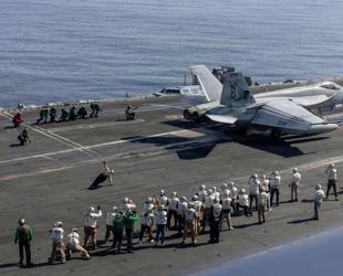 White House tells Iran to do deal as Trump hints at US strikes