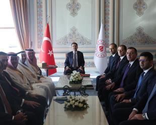 Türkiye and Saudi Arabia sign landmark solar power deal