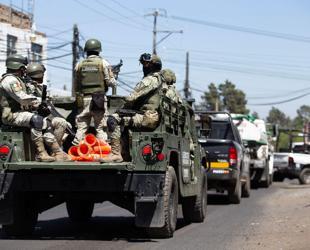 Mexico deploys 10,000 troops to end violence over drug lords death