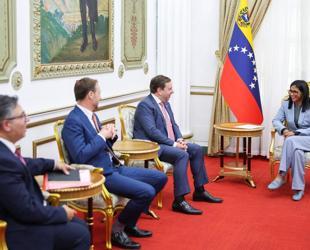 Shell executives visit Venezuela to discuss gas project