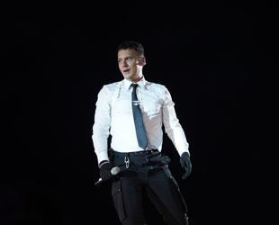 Turkish pop star Edis detained in high-profile drug probe