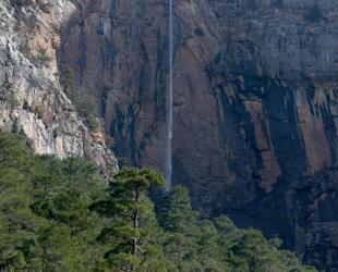 Uçansu Waterfall bursts back to life in Yahyalı