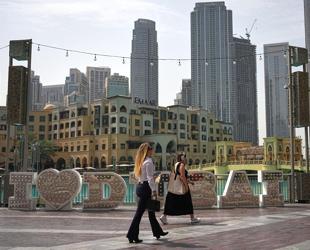 Wealthy travelers pay hefty sums to flee Dubai