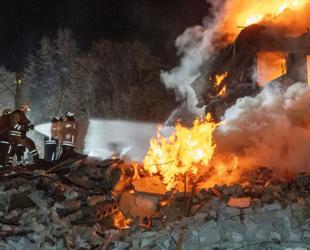 Ukraine’s Zelensky set to meet with French President Macron