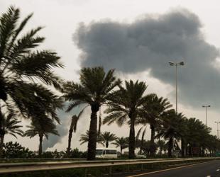 New strikes hit Gulf, French troop killed in Iraq