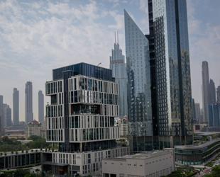 Dubai real estate index plunges 30 percent amid Iran war