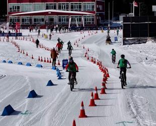 Türkiye hosts its first winter triathlon in northern province