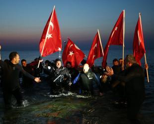 Diver breaks world record in tribute to Gallipoli victory