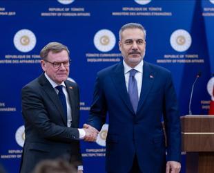 Fidan holds calls with regional, European counterparts on Iran war