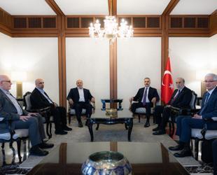 Foreign minister, intel chief hold talks with Hamas officials