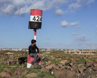 Syria says Israeli tank fire kills man in countrys south