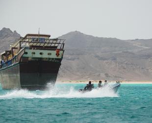 Iran threatens to close Bab al-Mandeb Strait