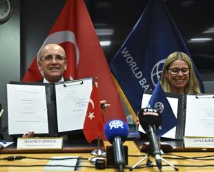 Şimşek signs 1.67 bln euro World Bank deal for Istanbul rail project