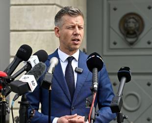 Magyar says pro-Orban president must resign
