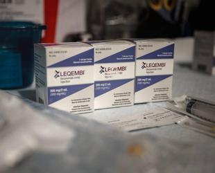 Much-hyped Alzheimers drugs do not help patients, review finds