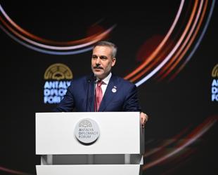 Türkiye hosts peace diplomacy, holds four-way summit in push to end Mideast war