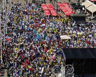 Croatians protest seeking higher wages, pensions
