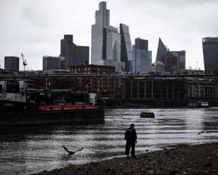 UK to accelerate clean energy drive amid Mideast war