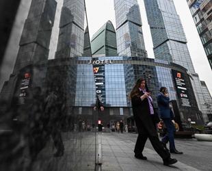 EU chief says Kremlin imposing digital Iron Curtain