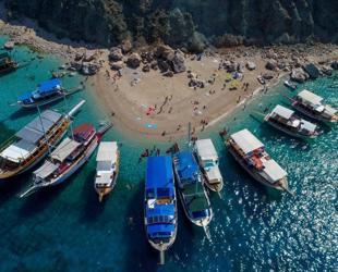Türkiye’s tourism income, foreign tourist arrivals increase in first quarter
