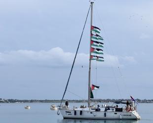 Parliament calls Israel flotilla raid ‘war crime’, urges activists’ release