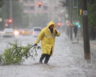 Deadly storm hits country’s southeast as spring snow blankets west