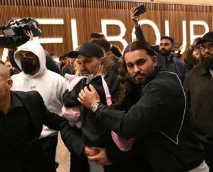 Women linked to ISIL fighters return to Australia from Mideast