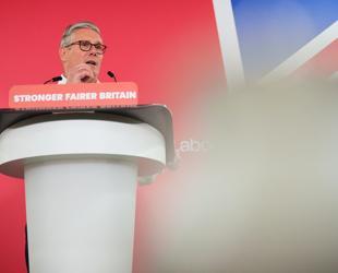 UK PM vows to put Britain at the heart of Europe