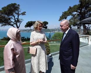 Erdoğan calls for closer EU ties in Belgian queen’s visit