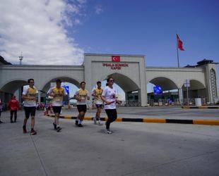 Türkiye gears up for May 19 holiday as athletes carry soil from Atatürk’s birthplace