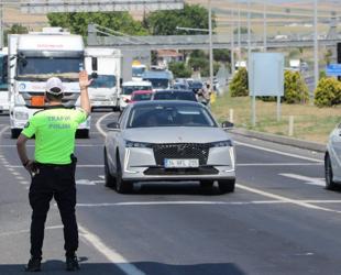 Authorities tighten traffic checks ahead of Eid rush