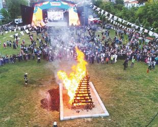 Thracian city celebrates spring with traditional ‘Kakava fire’