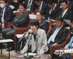 Japans govt backs $19 bln to dampen Iran war impact