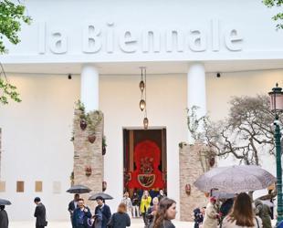 Venice Biennale artists threaten lawsuit over visitor voting