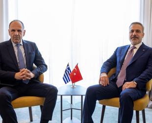 Turkish, Greek foreign ministers hold talks in Sofia