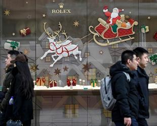 China retail sales fell in May for first time since 2022