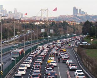 Istanbul’s traffic gridlock reshapes daily routines